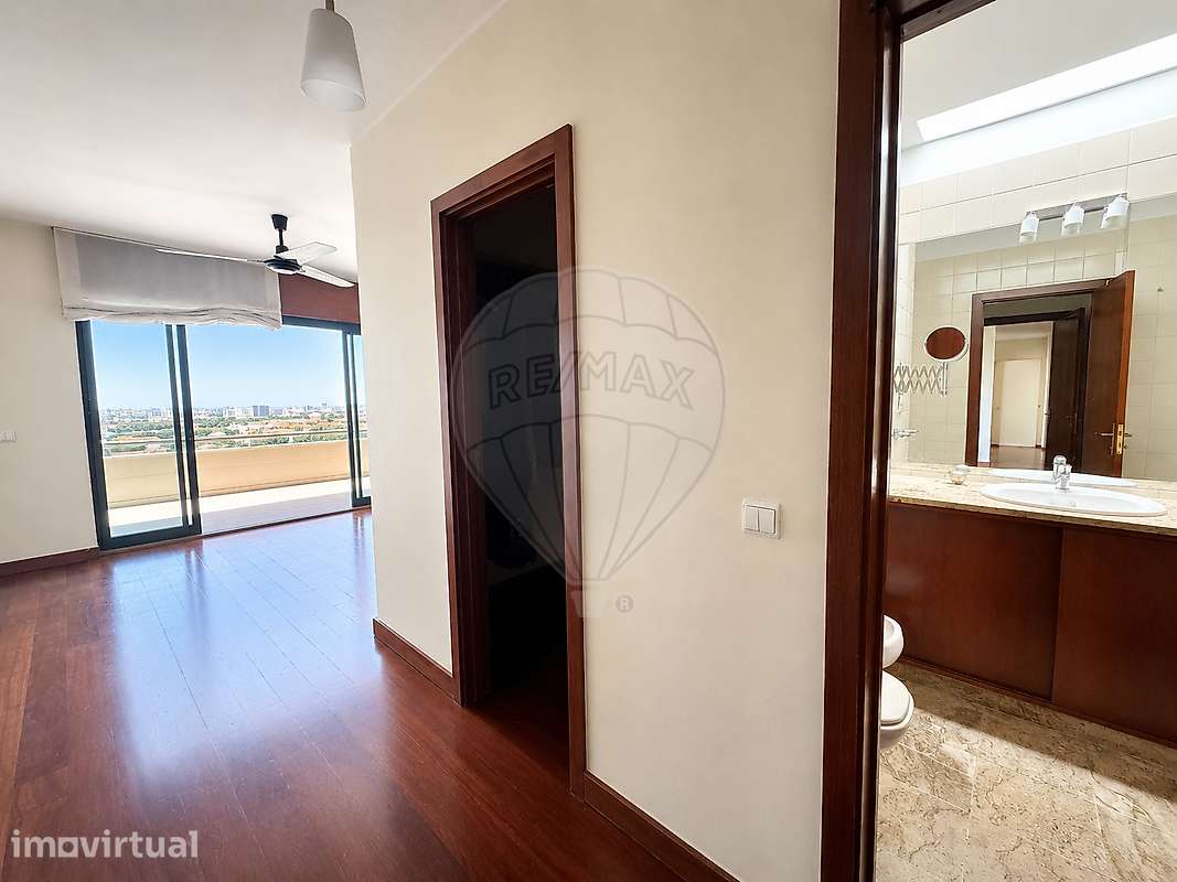 Apartamento T4 para arrendamento - Grande imagem: 2/25