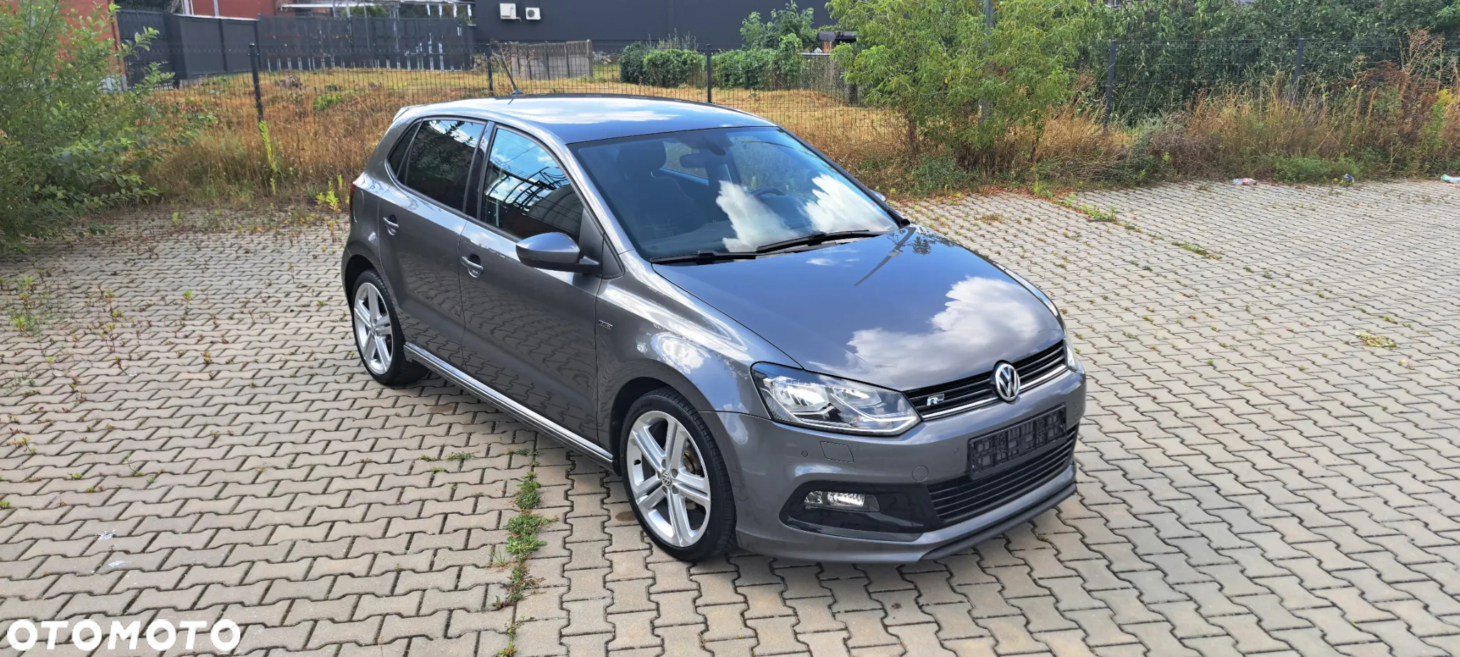 Volkswagen Polo 1.2 TSI Blue Motion Technology Lounge - 14