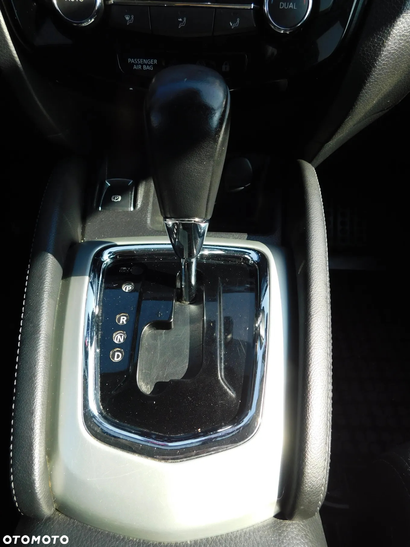 Nissan Qashqai 1.6 DCi N-Connecta Xtronic - 7