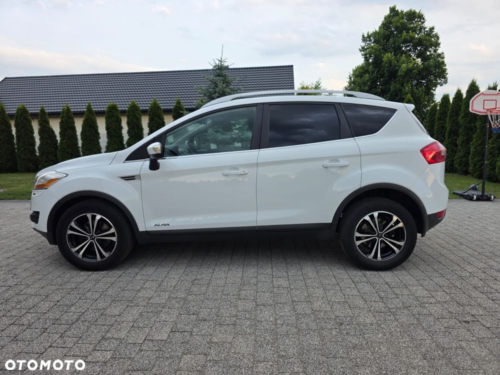 Ford Kuga 2.0 TDCi 2x4 Trend - 2