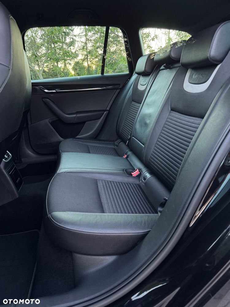 Skoda Octavia 2.0 TDI (Green tec) DSG RS - 14