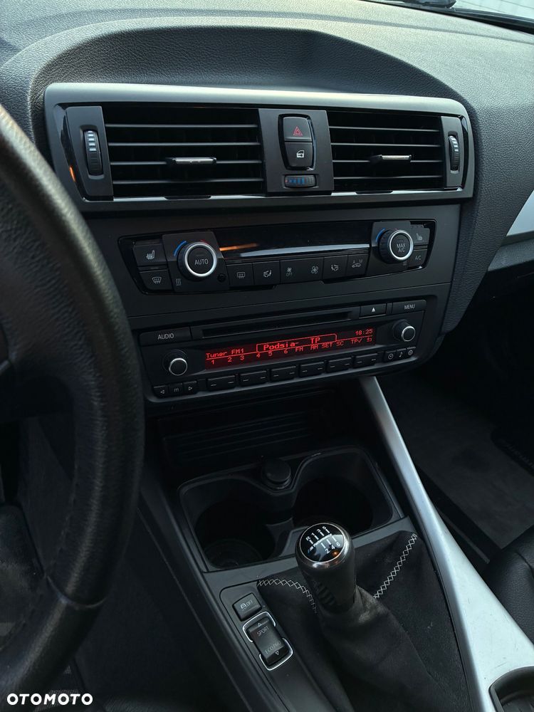 BMW Seria 1 114i Sport Line - 13