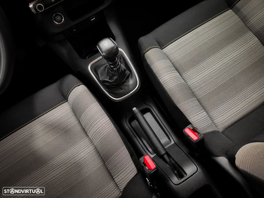 Citroën C3 1.2 PureTech Shine Pack - 47