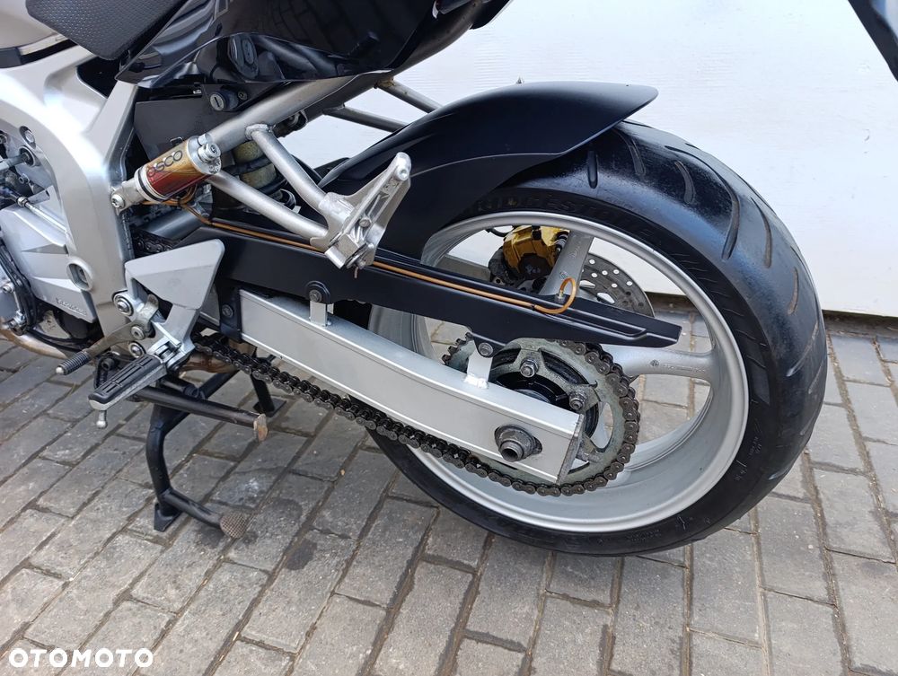 Yamaha FZ6 - 22