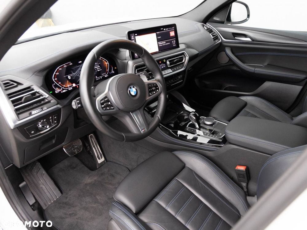 BMW X4 - 11