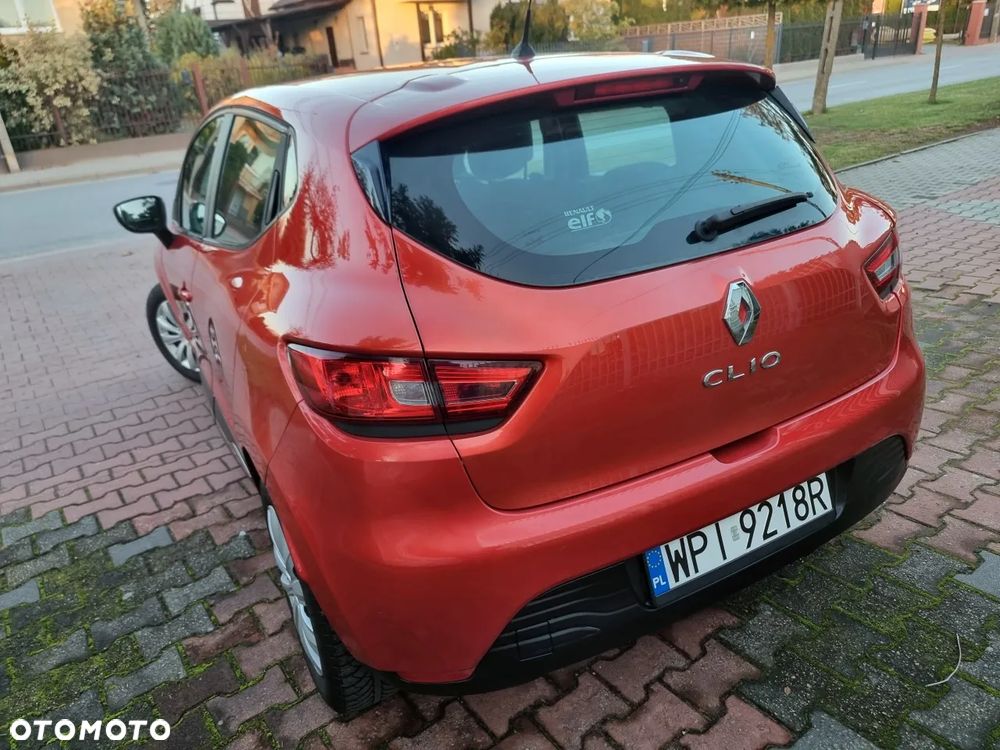 Renault Clio 1.2 16V 75 Dynamique - 22