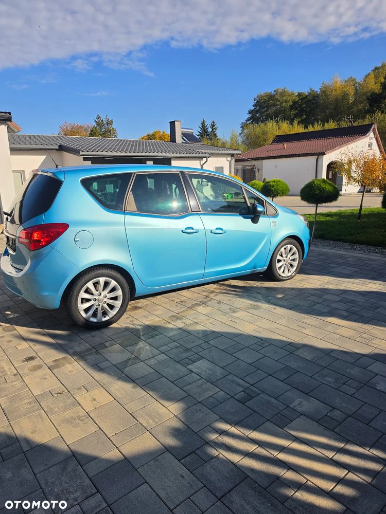 Opel Meriva - 13