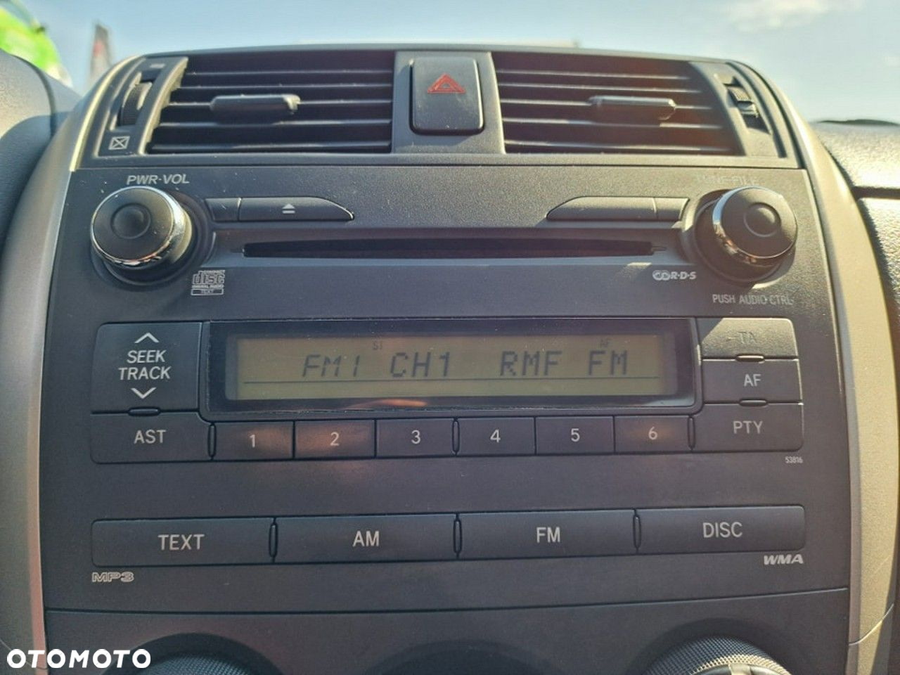 Toyota Corolla - 14