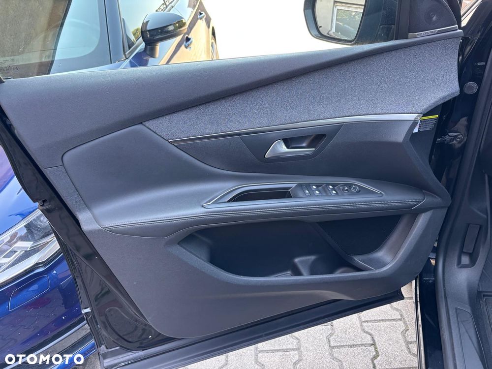 Peugeot 5008 - 10