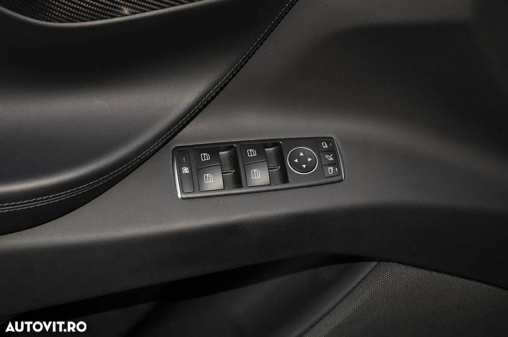 TESLA Model X 2018 — imagine 29