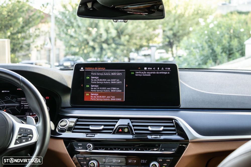 BMW 530 e Pack Desportivo M - 40