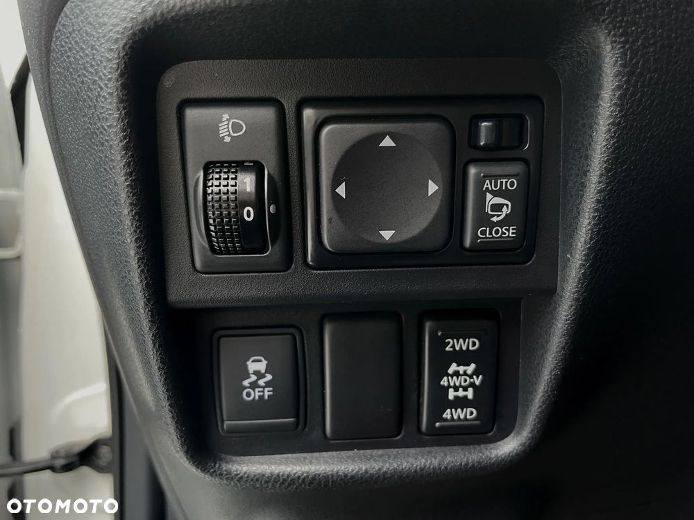 Nissan Juke 1.6 DIG-T ALL-MODE 4x4i CVT Nismo - 33