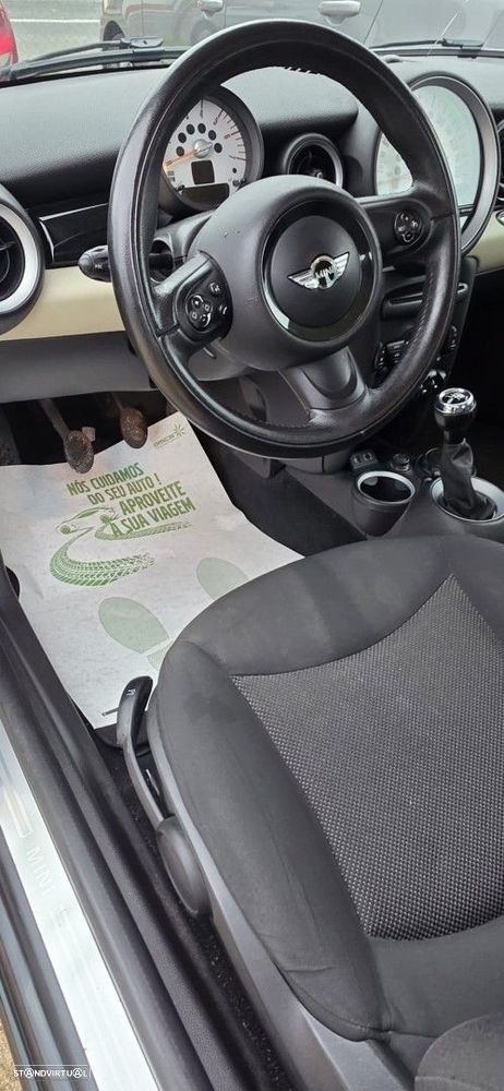 MINI 3 Portas Cooper D 50 Camden - 8