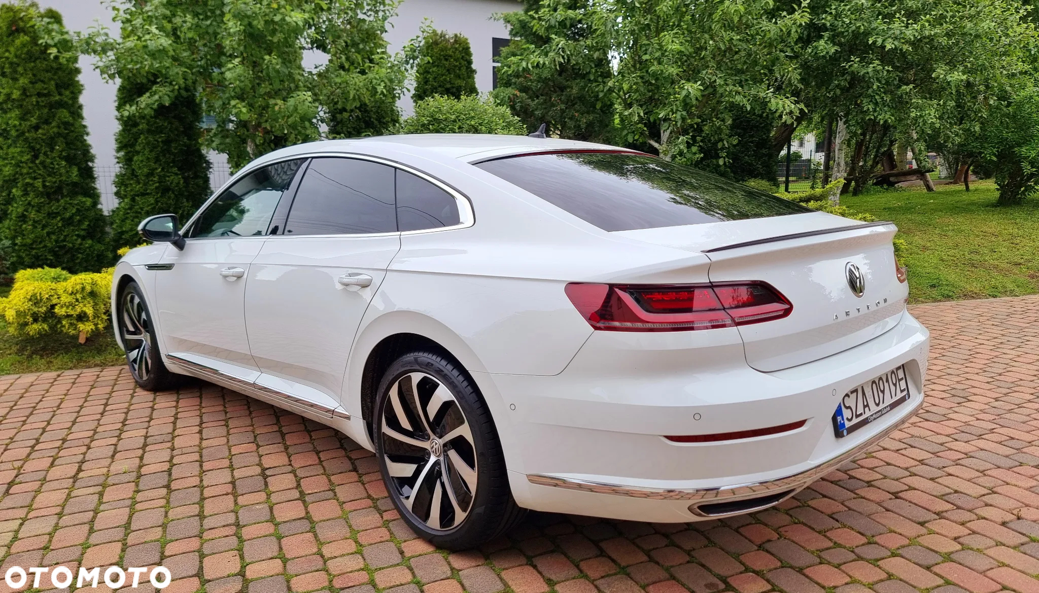 Volkswagen Arteon 2.0 TDI 4Motion SCR R-Line Edition DSG - 16
