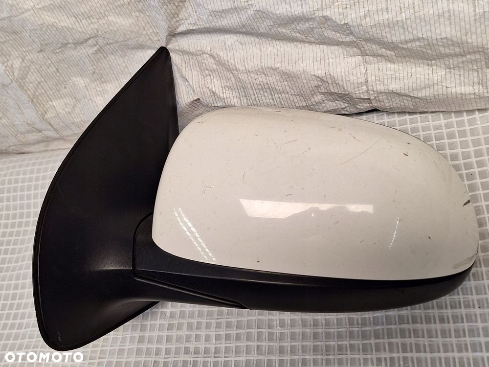 lusterko lewe hyundai i20 I 08-12 el. 5 pin europa - 1