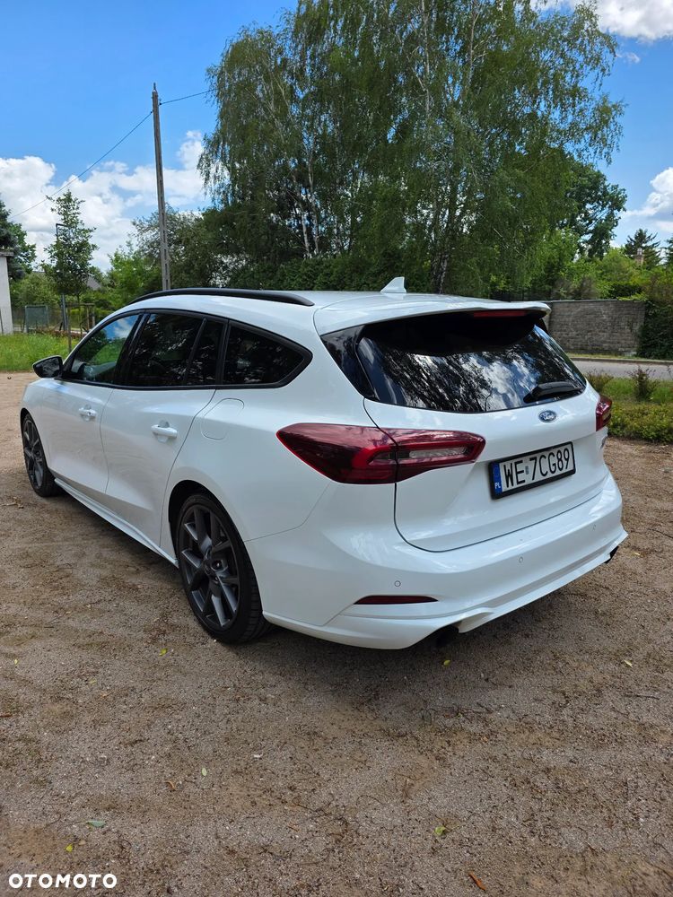 Ford Focus 2.3 EcoBoost ST - 11