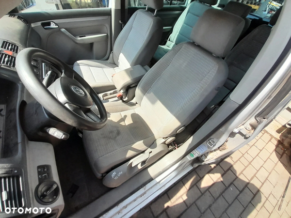 VW TOURAN FOTELE KANAPA KOMPLET