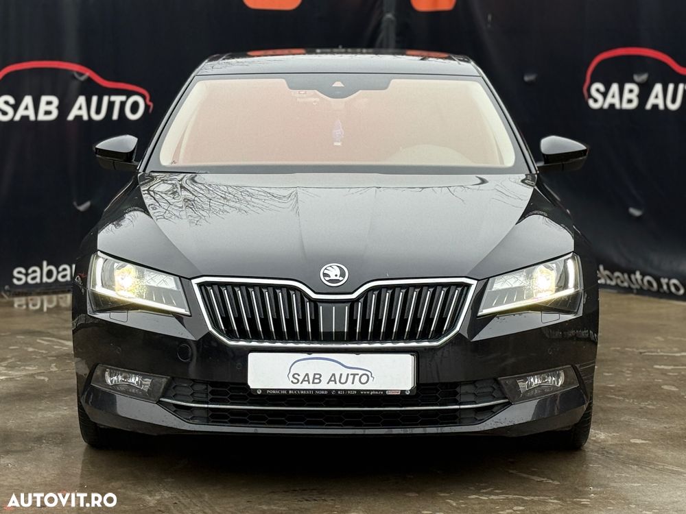 Skoda Superb 1.6 TDI DSG Style - 2