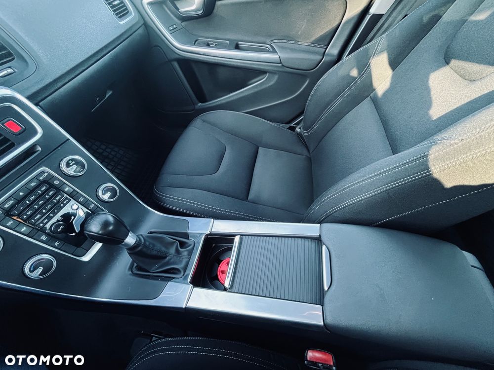 Volvo S60 D2 Edition Pro - 30