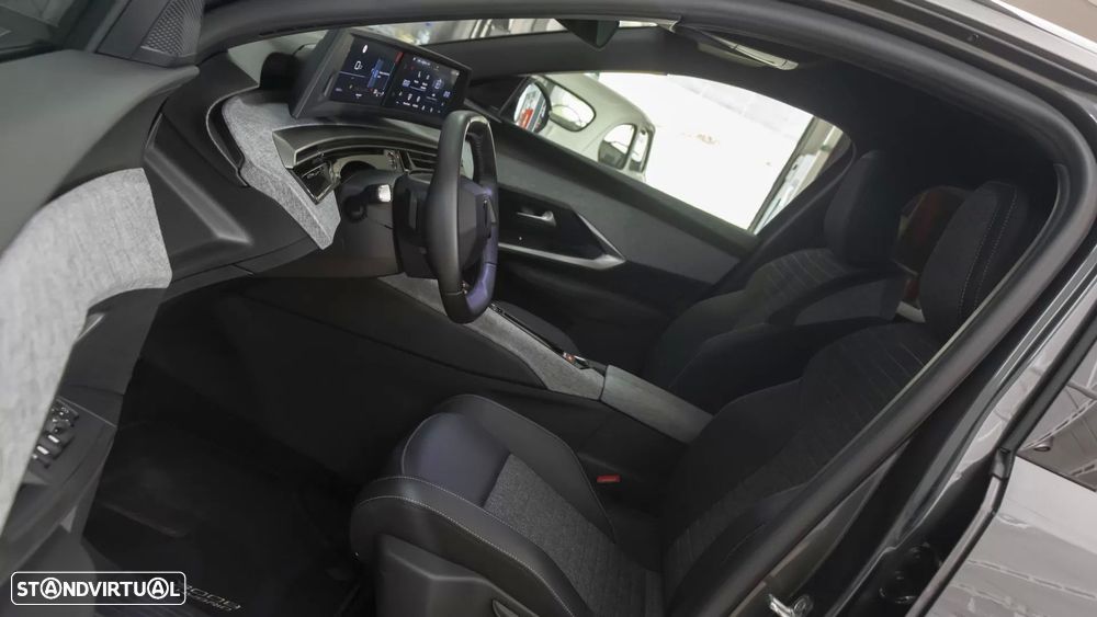 Peugeot 3008 1.2 Hybrid Allure e-DCS6 - 16