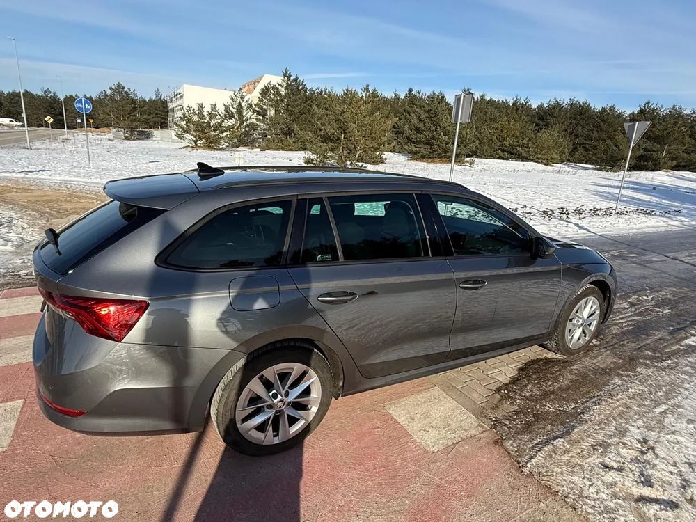 Skoda Octavia 2.0 TDI Ambition DSG - 2