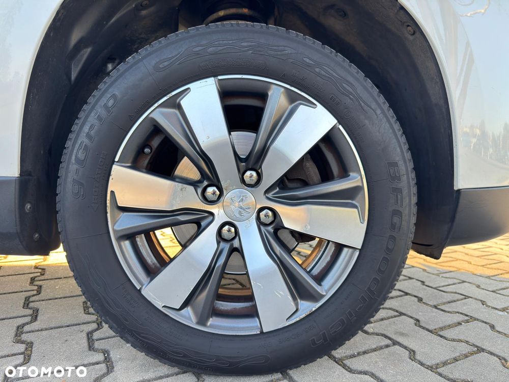 Peugeot 2008 1.6 VTi Allure - 5