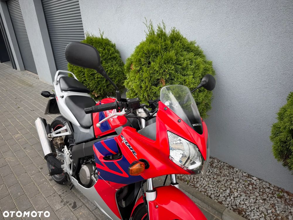 Honda CBR - 8