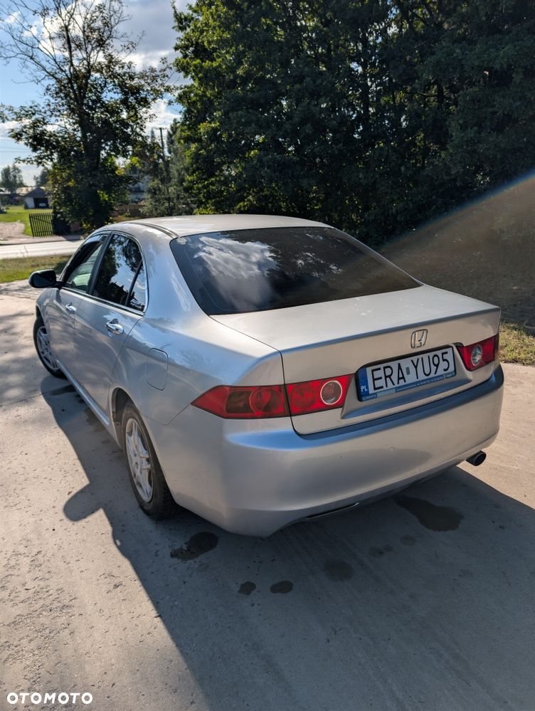 Honda Accord - 1