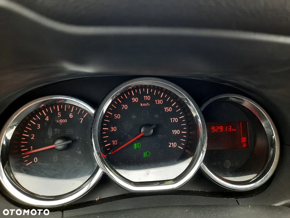 Dacia Duster 1.6 SCe Laureate S&S - 25
