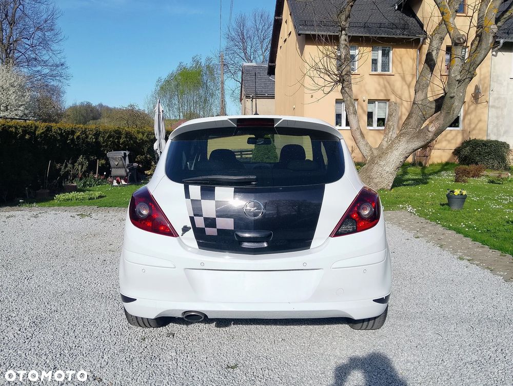 Opel Corsa 1.6 Turbo Color Race - 4