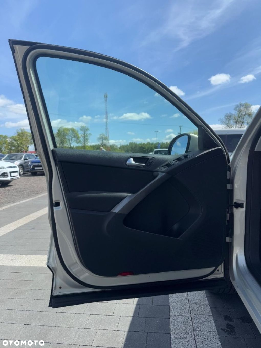 Volkswagen Tiguan - 23