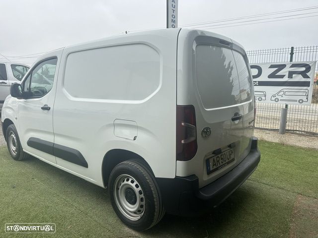 Toyota PROACE CITY 3 LUG. CX.6V. - 4