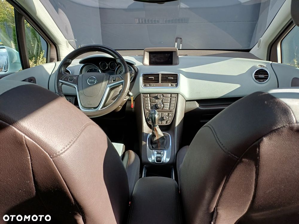 Opel Meriva - 8