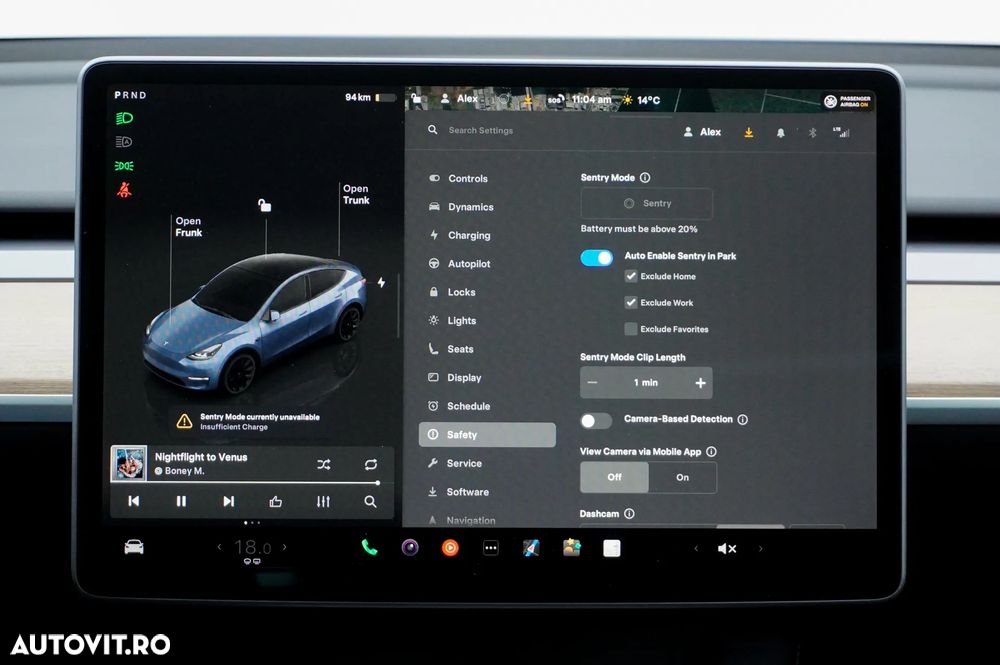Tesla Model Y AWD Long Range - 33