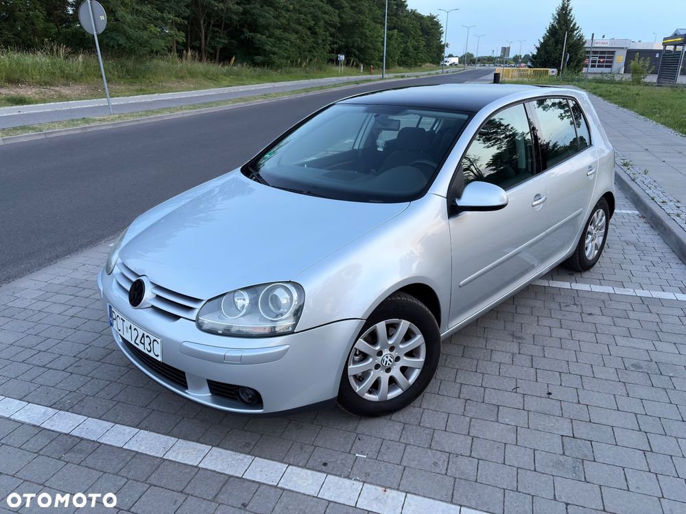 Volkswagen Golf 1.6 Comfortline Tiptr - 2