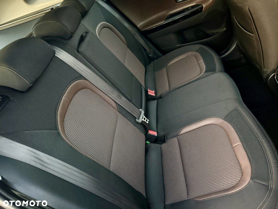 Kia Ceed 1.6 GDI XL DCT - 34