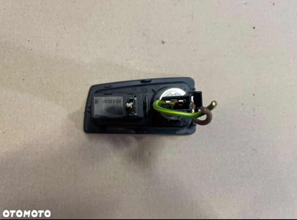 6930561 gniazdo aux bmw 1 e87 mini - 2