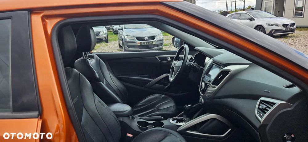Hyundai Veloster - 26