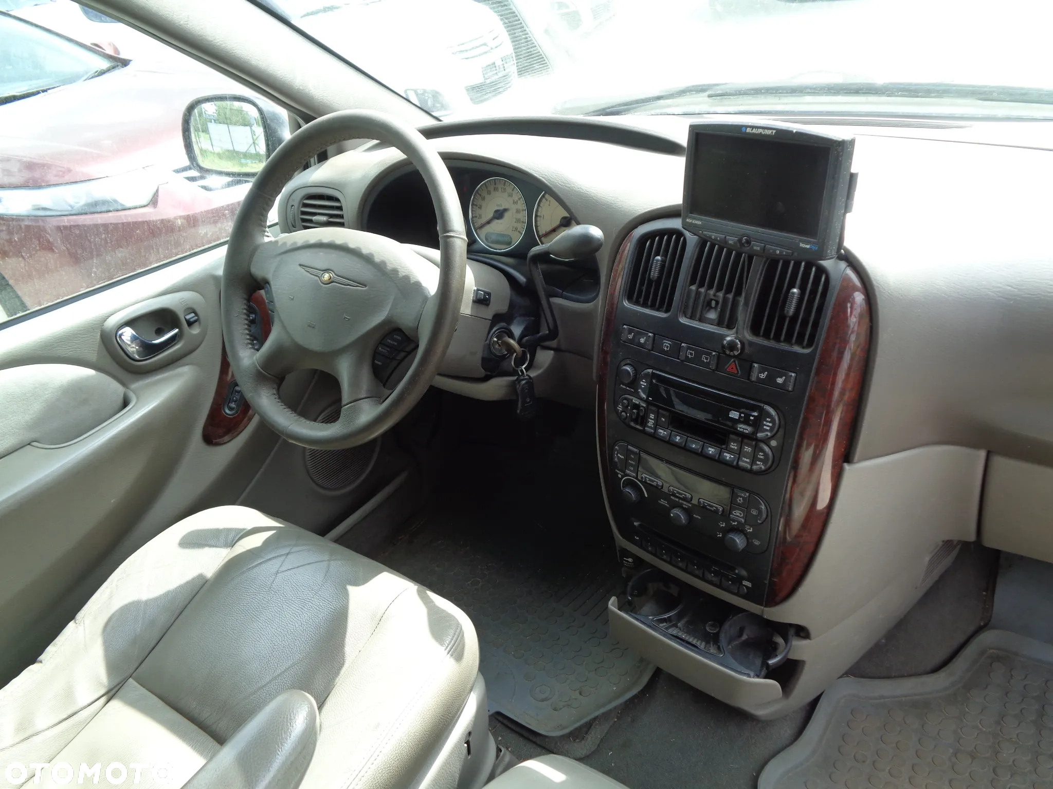 Chrysler Grand Voyager 3.3 Limited AWD - 18