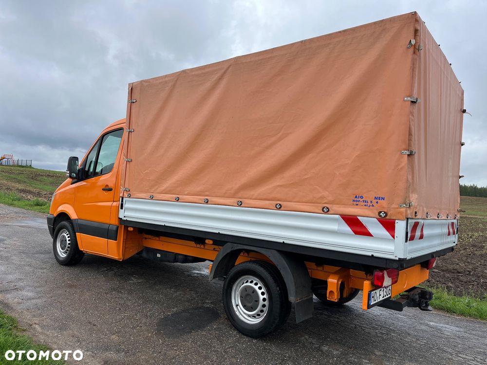 Mercedes-Benz Sprinter - 11