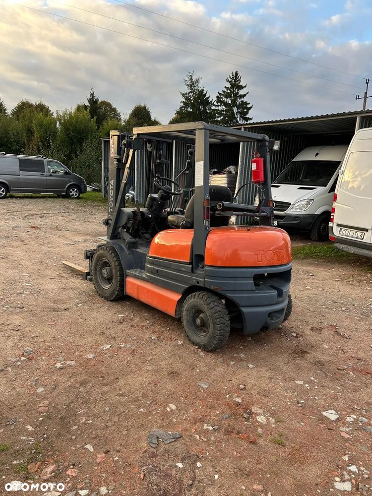 Toyota 6FGL25 - 1
