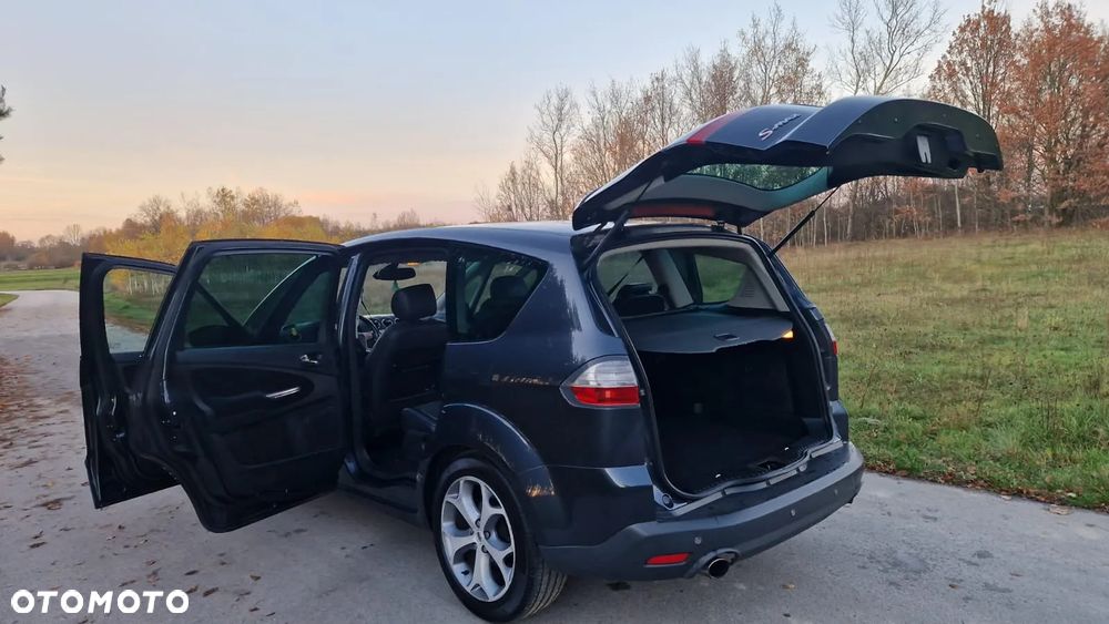 Ford S-Max - 18