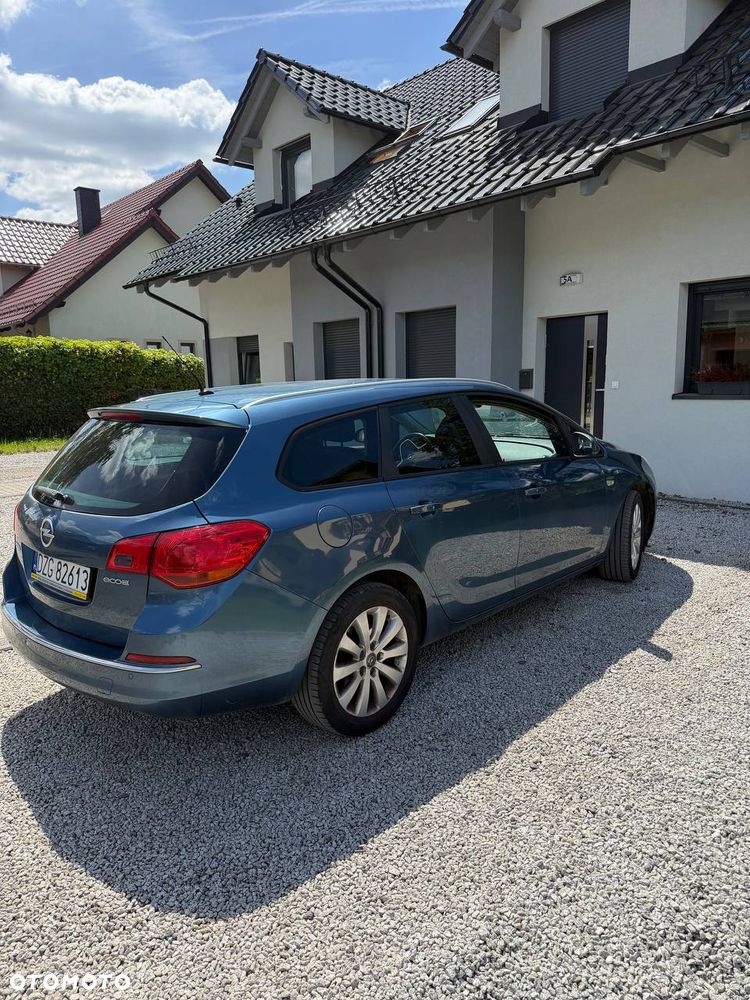 Opel Astra 1.6 CDTI Essentia - 4