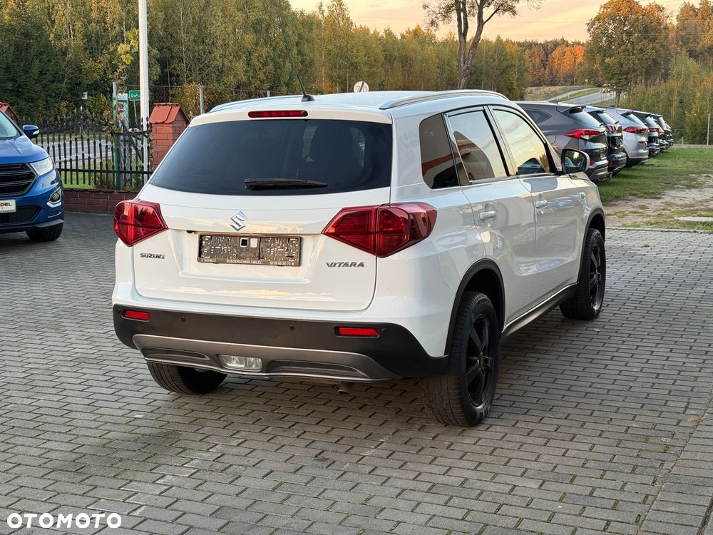 Suzuki Vitara - 8