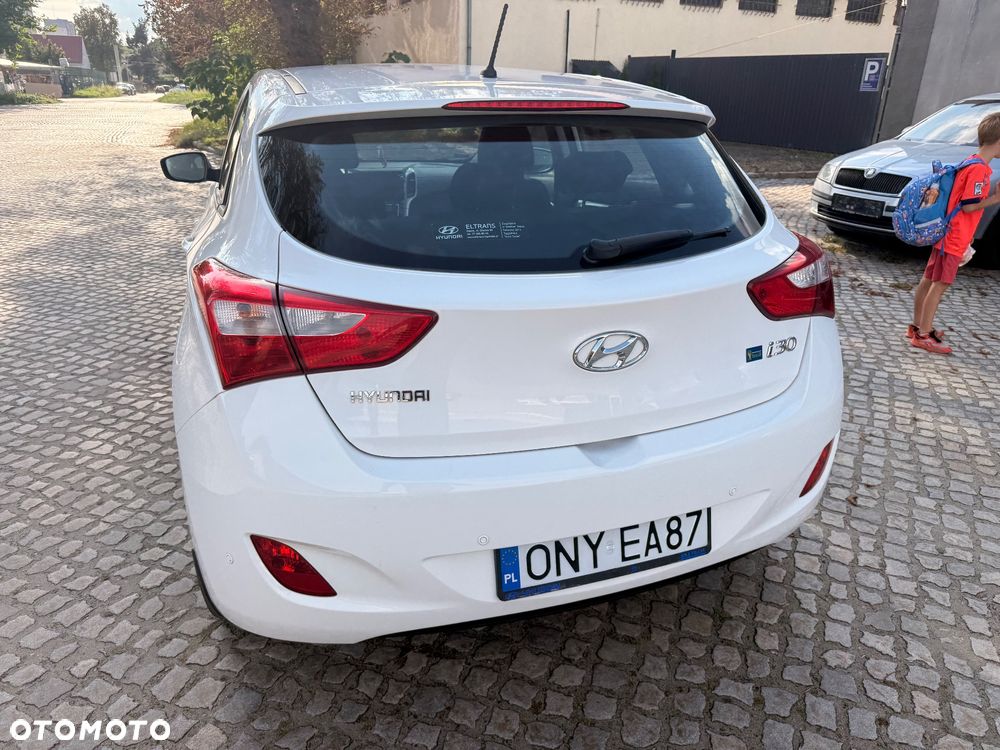 Hyundai i30 1.6 D Comfort DCT - 7