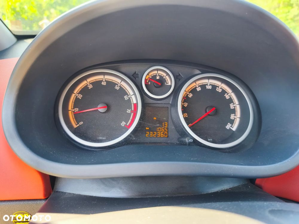 Opel Corsa 1.4 16V Enjoy mit Style Paket - 9