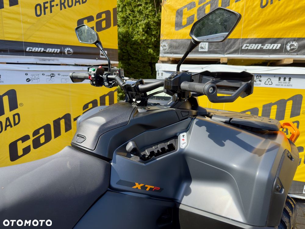 Can-Am Outlander - 9