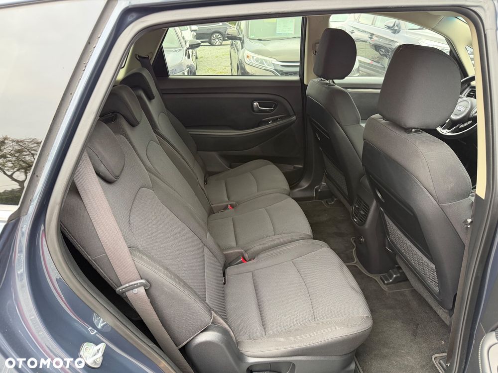 Kia Carens 2015