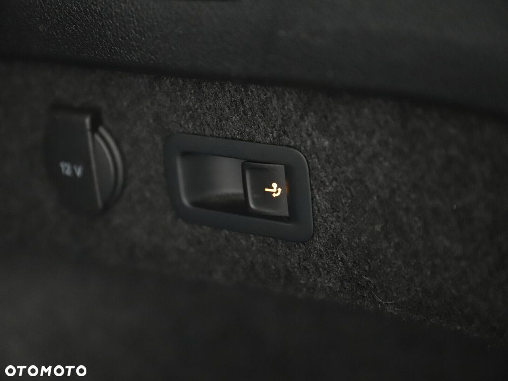 Volkswagen Passat - 21