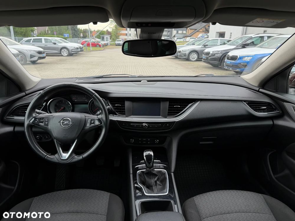 Opel Insignia 1.5 T Elite S&S Eco - 11